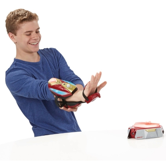 PLAYMATION - Picture 5 of 6